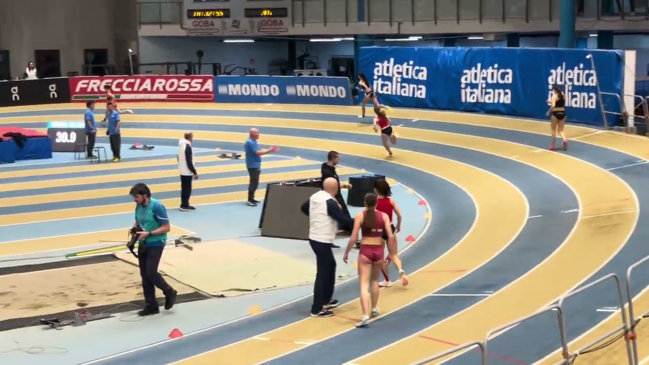 Staffetta 4x200 campionati italiani indoor 2026 Ancona 