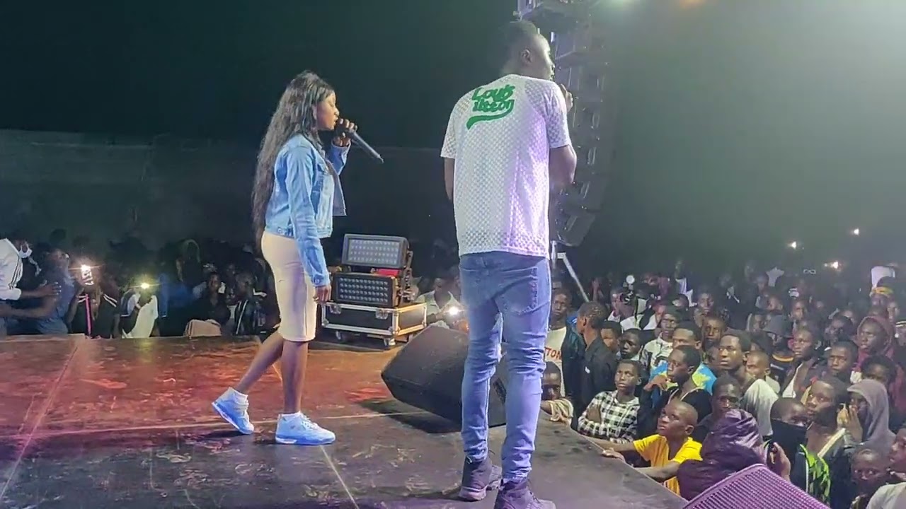 Ismail Tata Jobarteh & matta Jabarteh  performing at Brikama  kambeng Festival