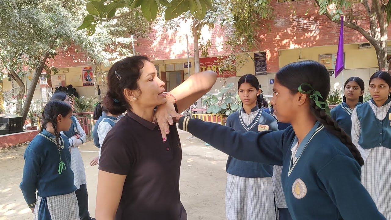 1st Neck Grip ,Single Hand  से कैसे बचें? आसान Self-Defense तरीका