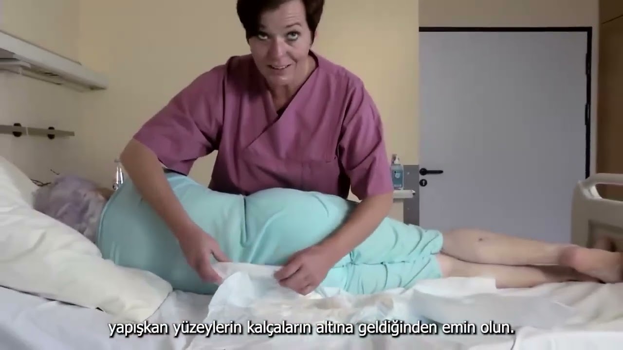 PfiFf - Bakıma Muhtaç Kişilerde Hastabezi, Çarşaf değiştirme – Anleitung zum Windel- & Lakenwechsel