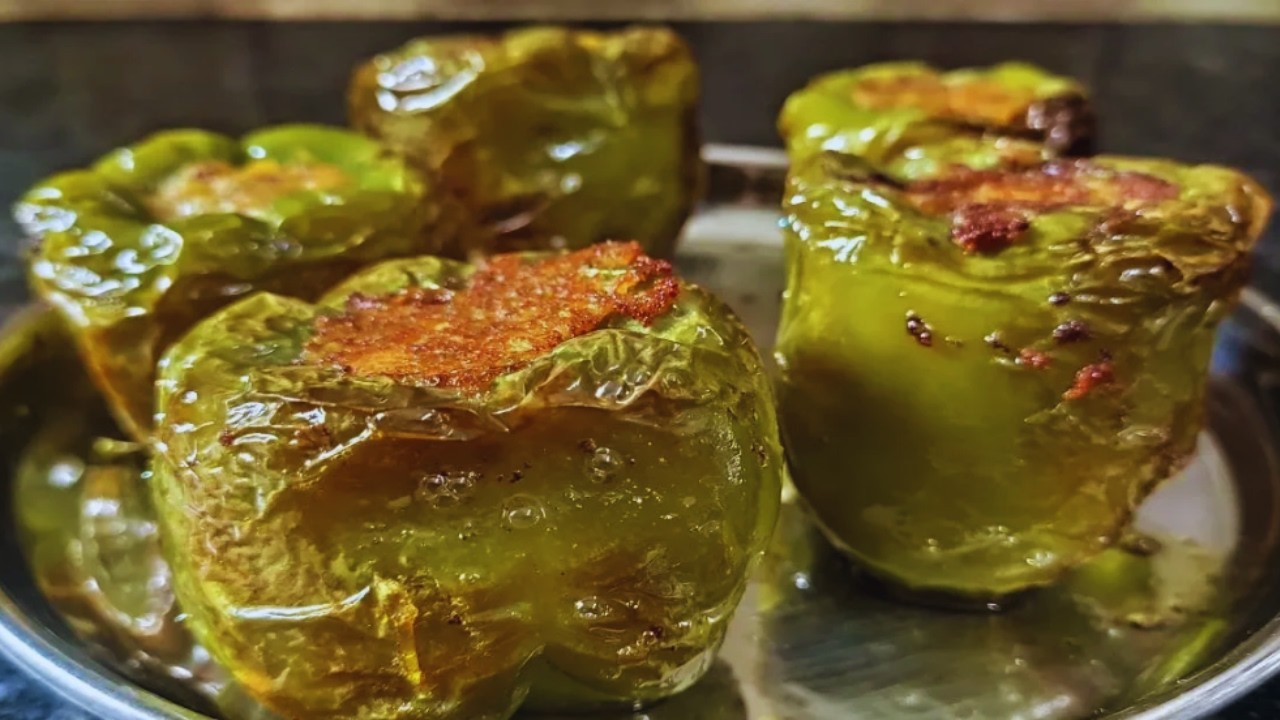 भरवां शिमला मिर्च ऐसी बनाओगे तो उंगलियां चाटते रह जाओगे/Stuffed Capsicum Recipe|Bharwa Shimla Mirch/
