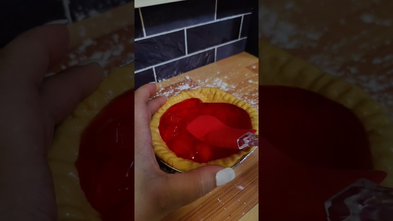 Strawberry Pie Slime Kit by Slime Community 🍓🥧