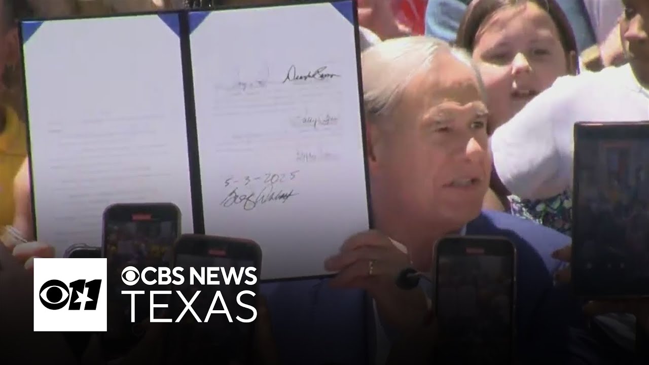 Gov. Abbott signs $1 billion school voucher bill into law