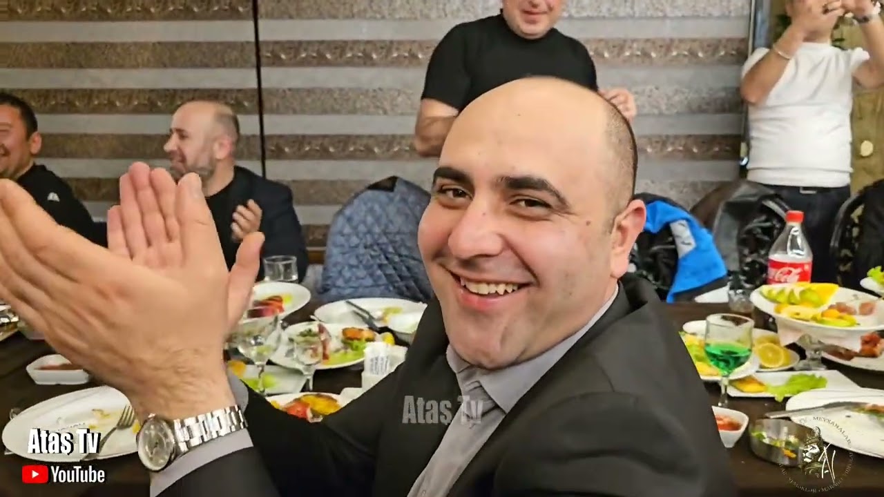 Tədbir: Mehmanın ad günü şənliyi.