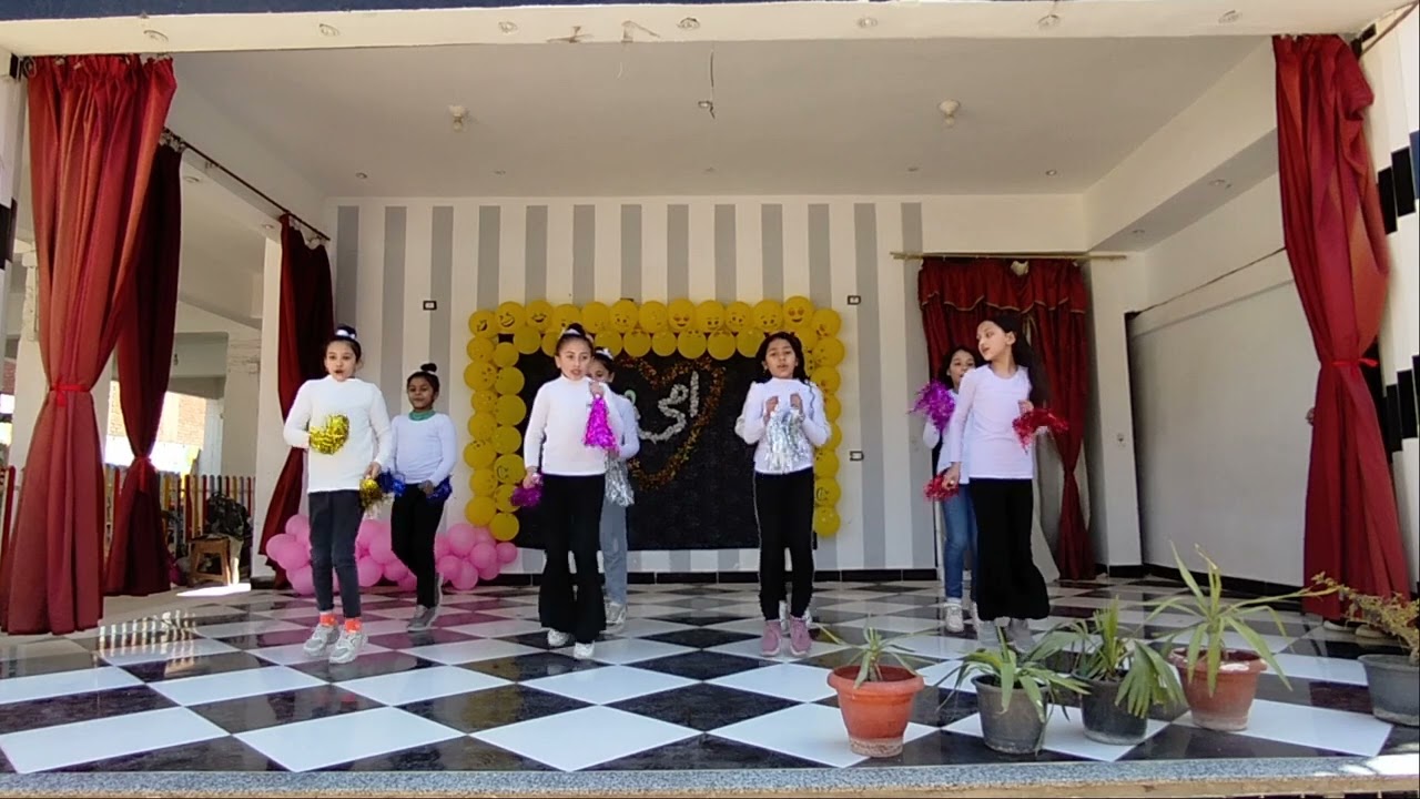 عيد الام مدرسة التربية الحديثة