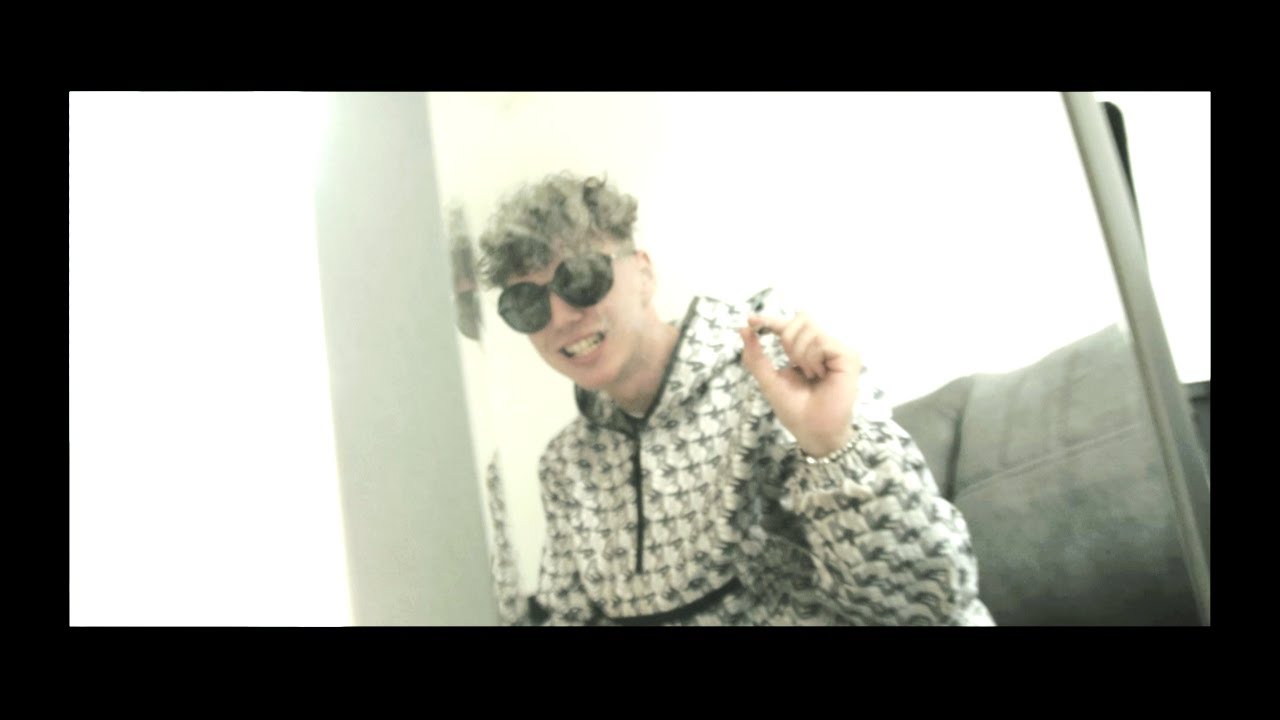 Johnny Rich - Zrkadlo (Official Music Video)