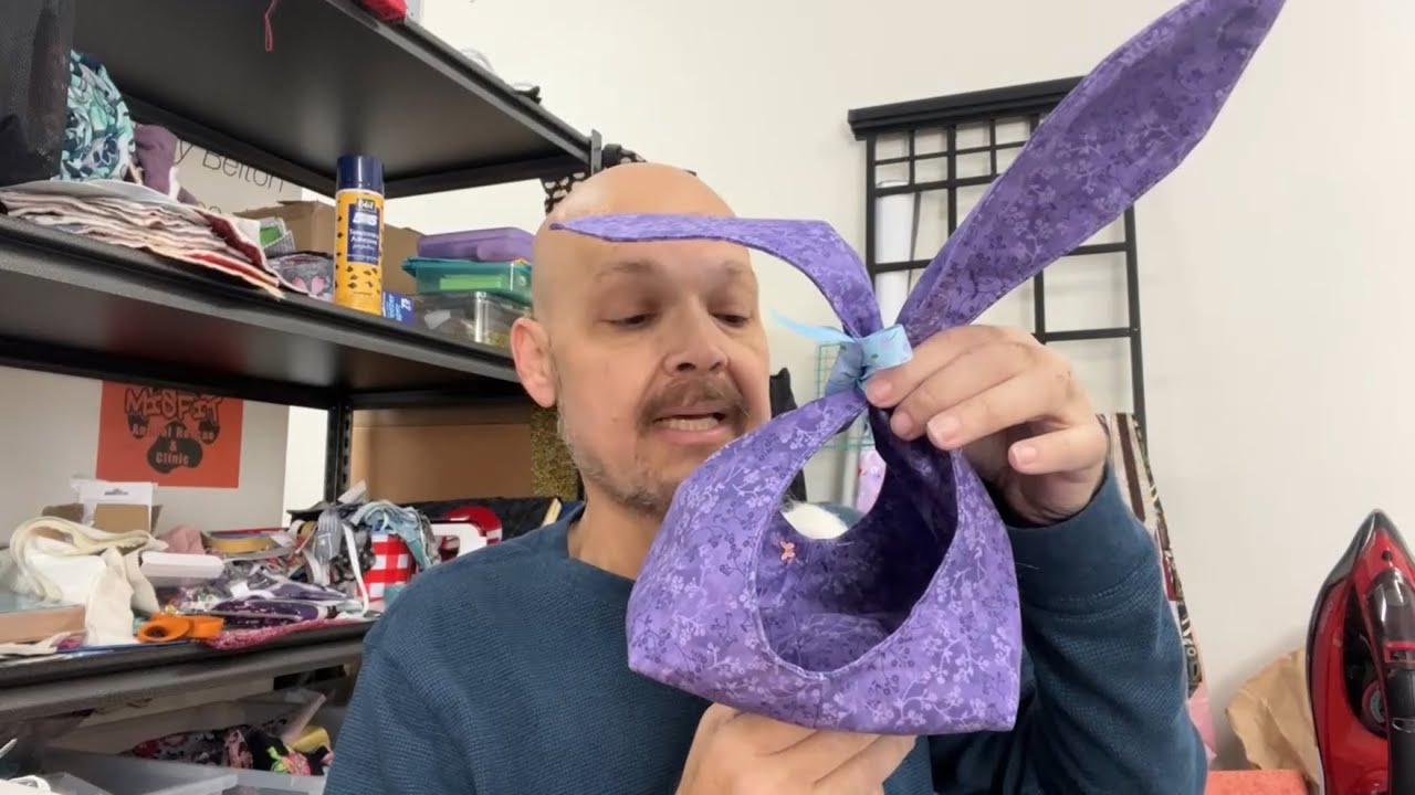 Make This Cute Floppy Ear Easter Basket!