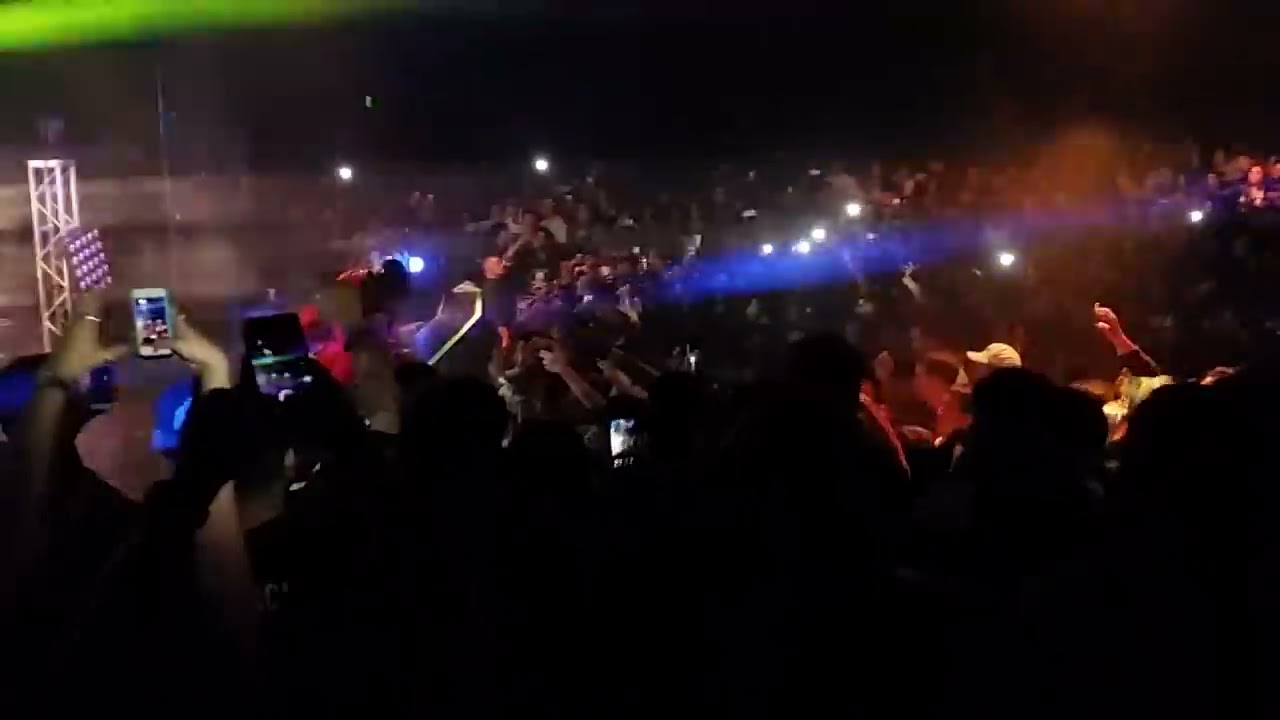 Travis Scott - Basement Freestyle Live