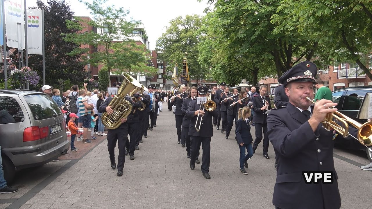 Schützenfest 2025  Sonntagmorgen alle Vereine zur Pokalverleihung