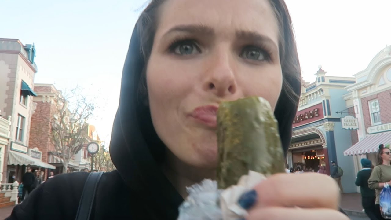 DISNEYLAND CALIFORNIE ET SES CORNICHONS GEANTS