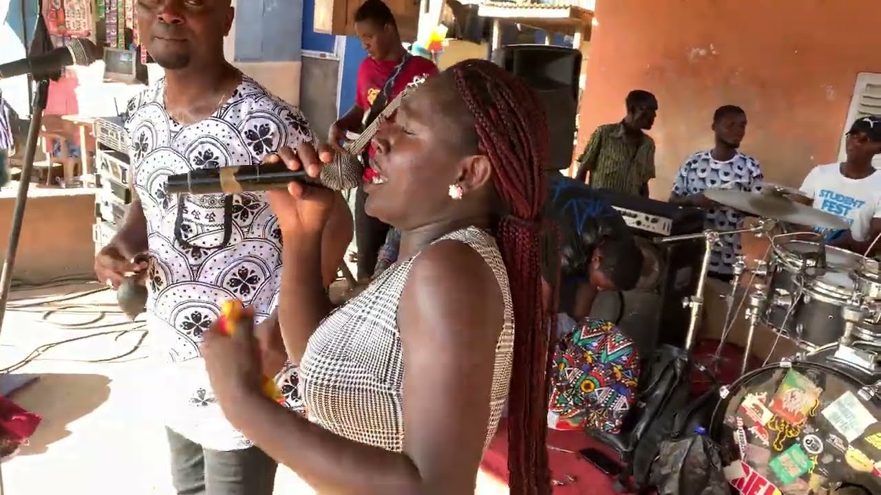 🎹🥁Florence Obinim - Okyeso Nyame. Where are you, are you here 🎹Coastal band live