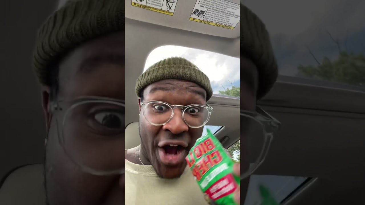 BIG LEAGUE CHEW REVIEW! Wild pitch watermelon #bubblegum #review #tastetest #candy #bigleaguechew