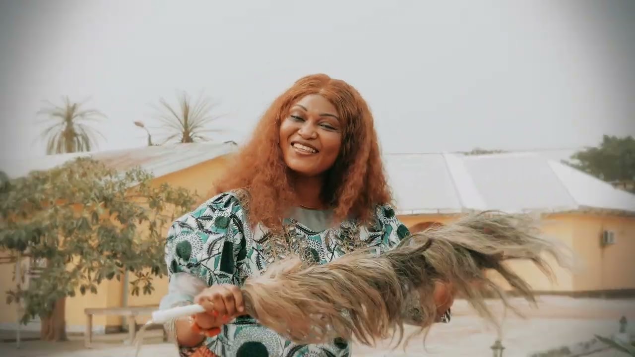 Elveronne Ndinga - Raoul Ominga (Clip Officiel)