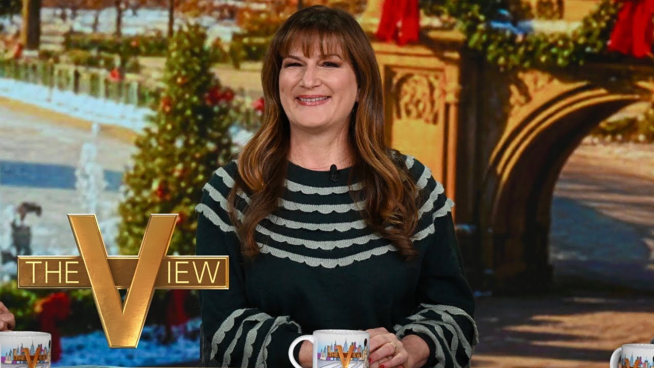 Ana Gasteyer Returns To Her Musical Roots With 'Sugar & Booze' Holiday Tour | The View