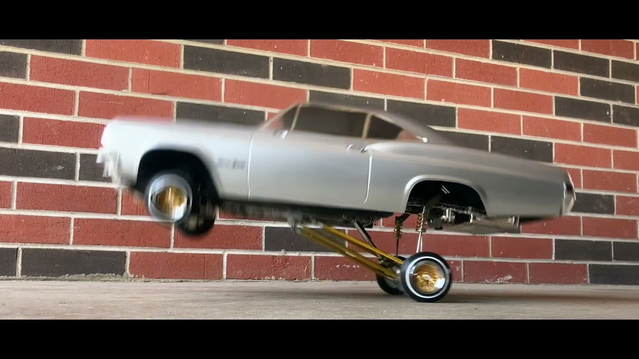 “OG” 🚀🚀🚀 #blocboiz #jevries #lowriders #rclowrider #redcatlowriders #rc 