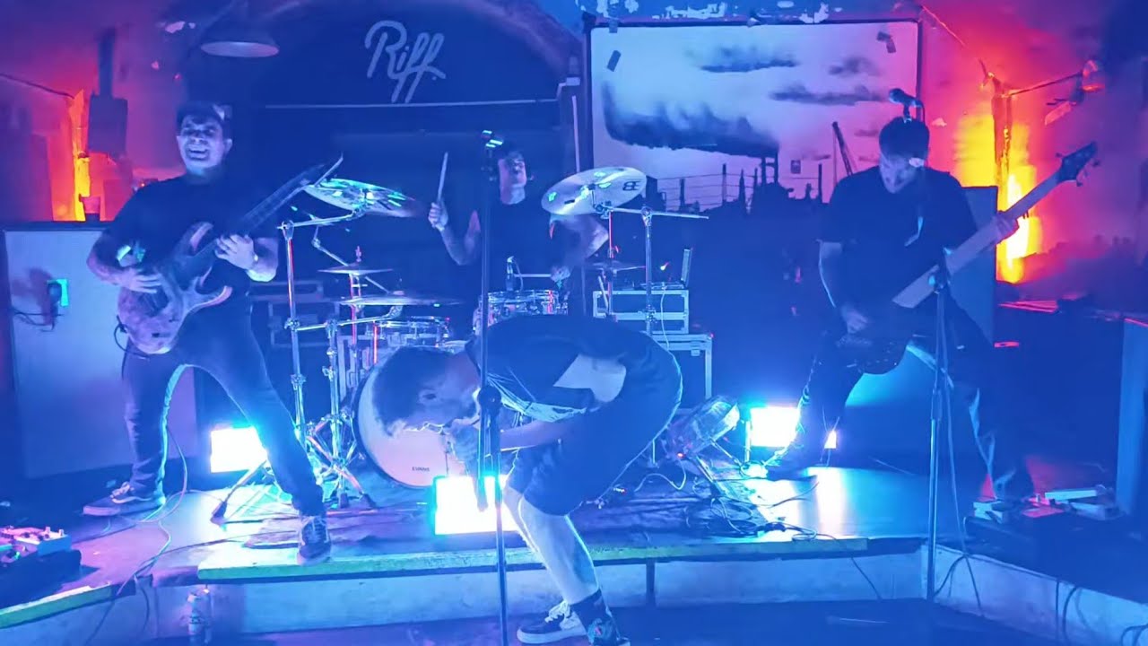 Lotura Live Performance at Riff Club