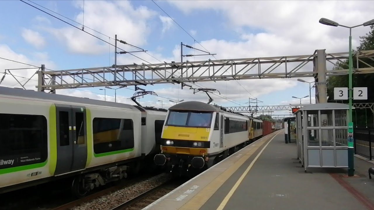 Trains at Tring (WCML) 25/08/21 Part 1/2