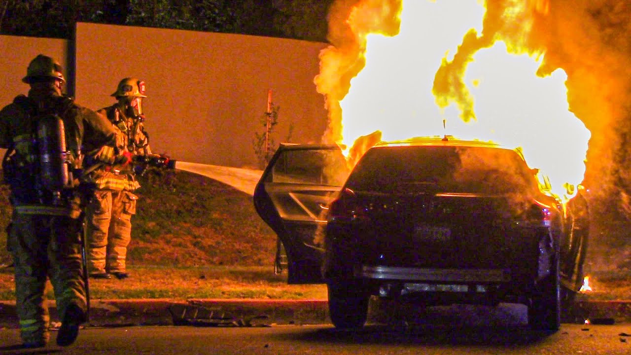 LAFD Light Force 29 & Rescue 829: Traffic Collision with Fire