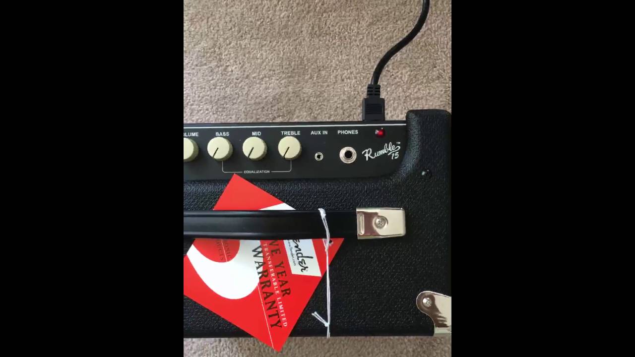 Fender Rumble 15 unboxing