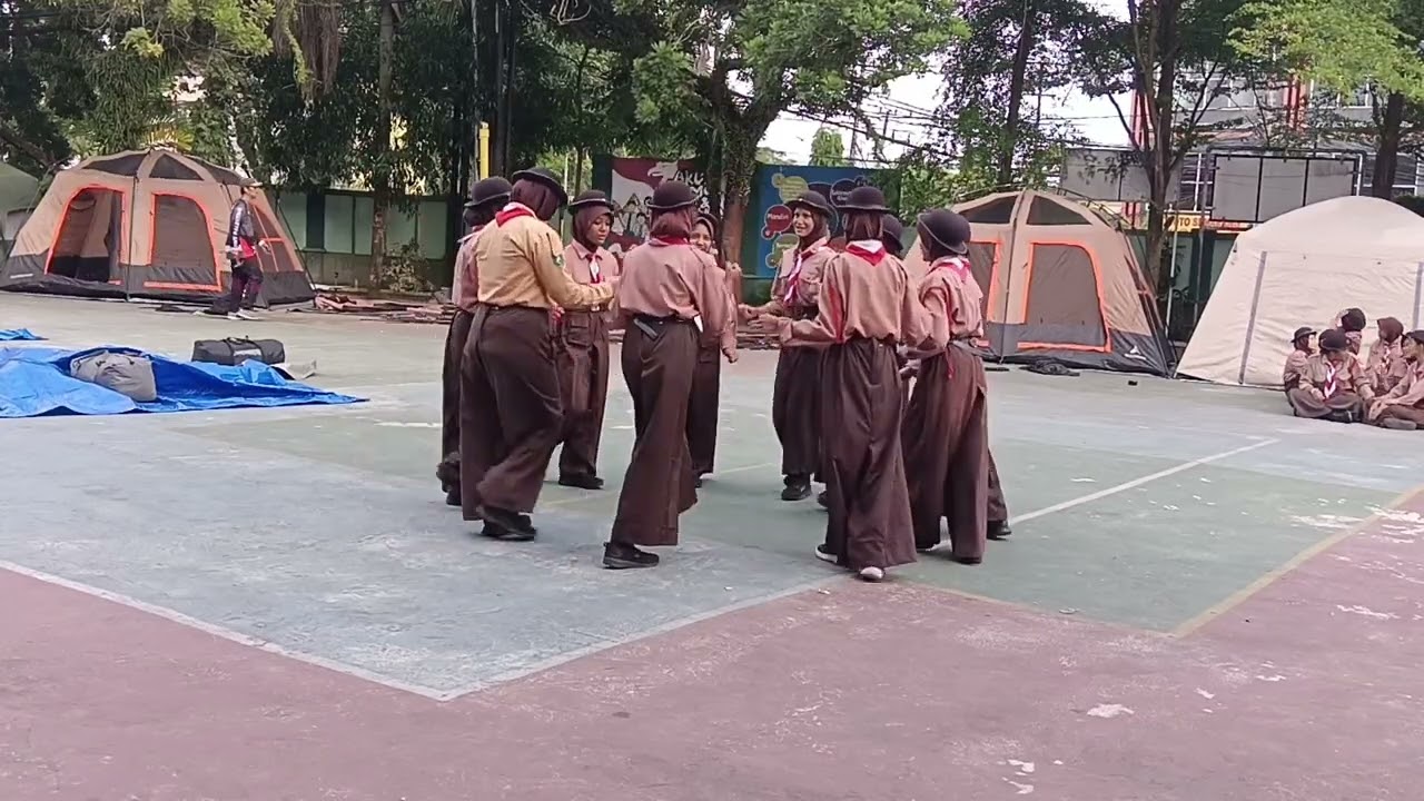 LOMBA YEL-YEL PERJUSA PANGKALAN SMPN 12 BALIKPAPAN [8-1 PUTRI]