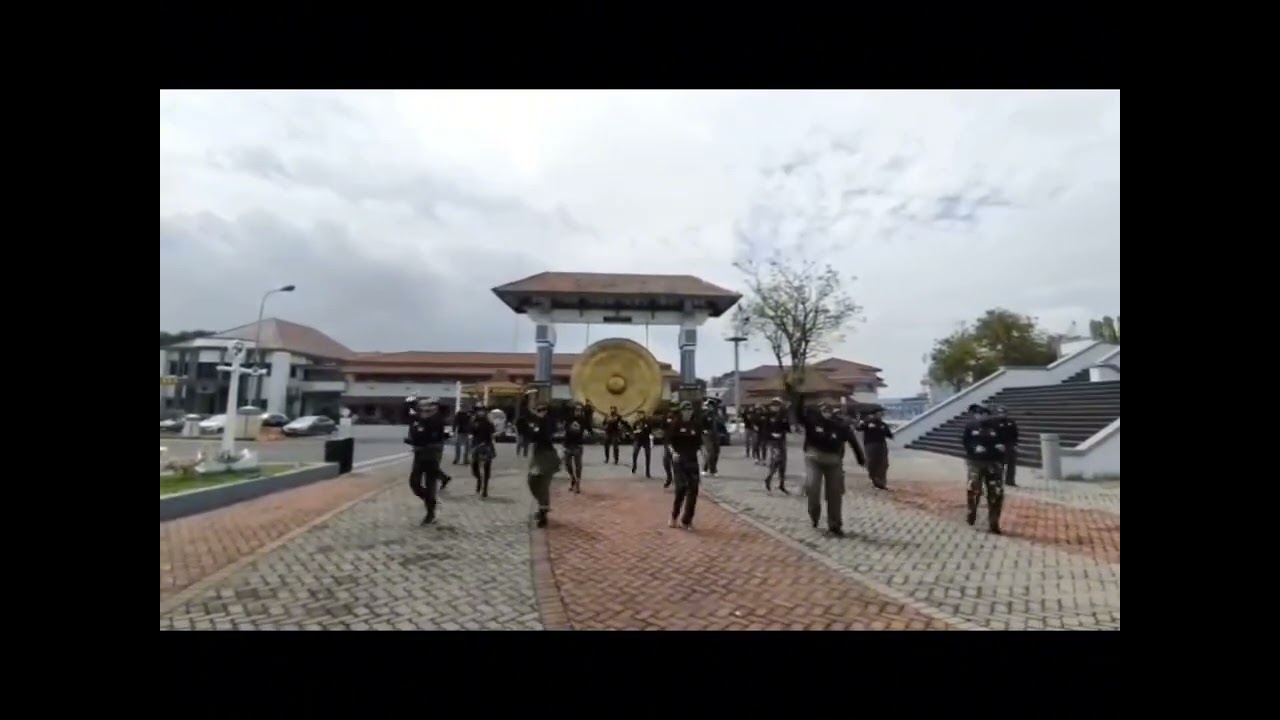 Dying Inside Linedance ll Choreo : Bambang Satiyawan ll by  Divalovers