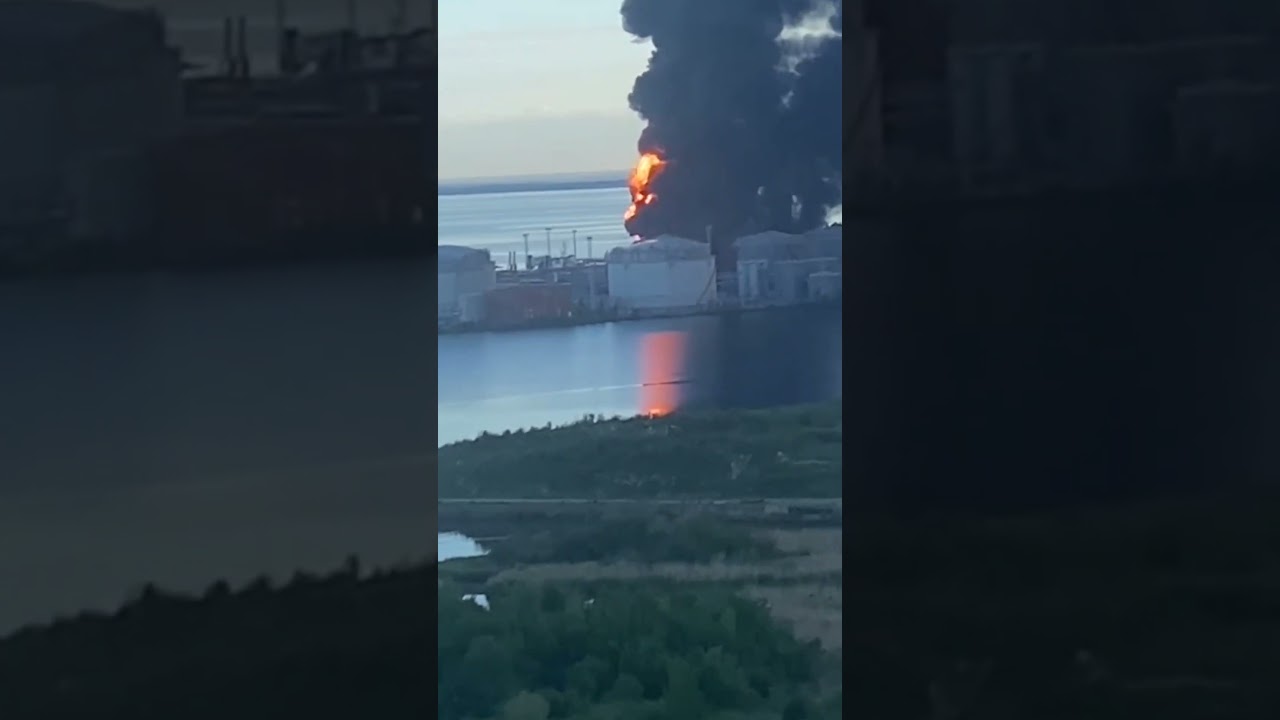 Massive Flames Engulf St. Petersburg Oil Terminal After Ukrainian Drone Strike #shorts