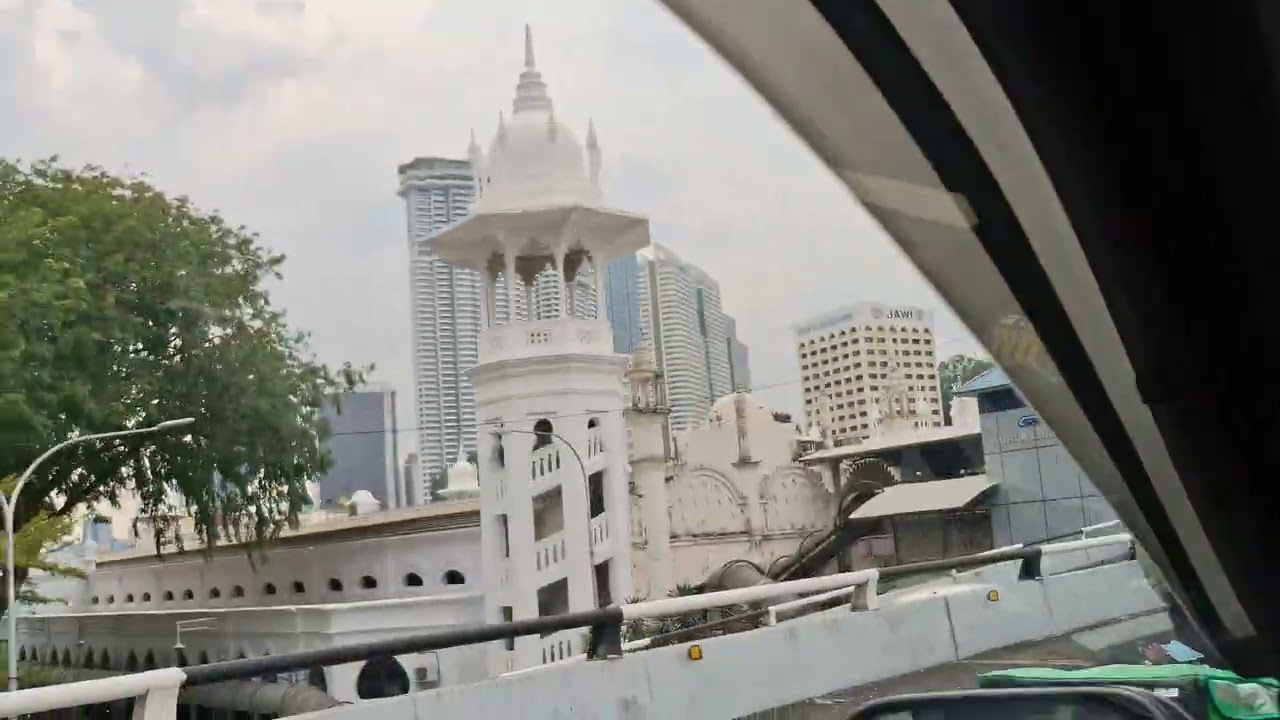 Liburan ke Malaysia