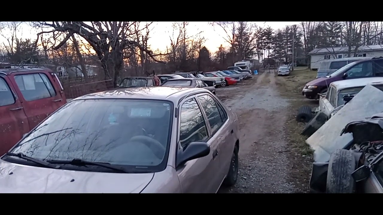 98 Toyota Corolla VE gets a new Caliper plus started and moved 65 Plymouth Barracuda please subscrib