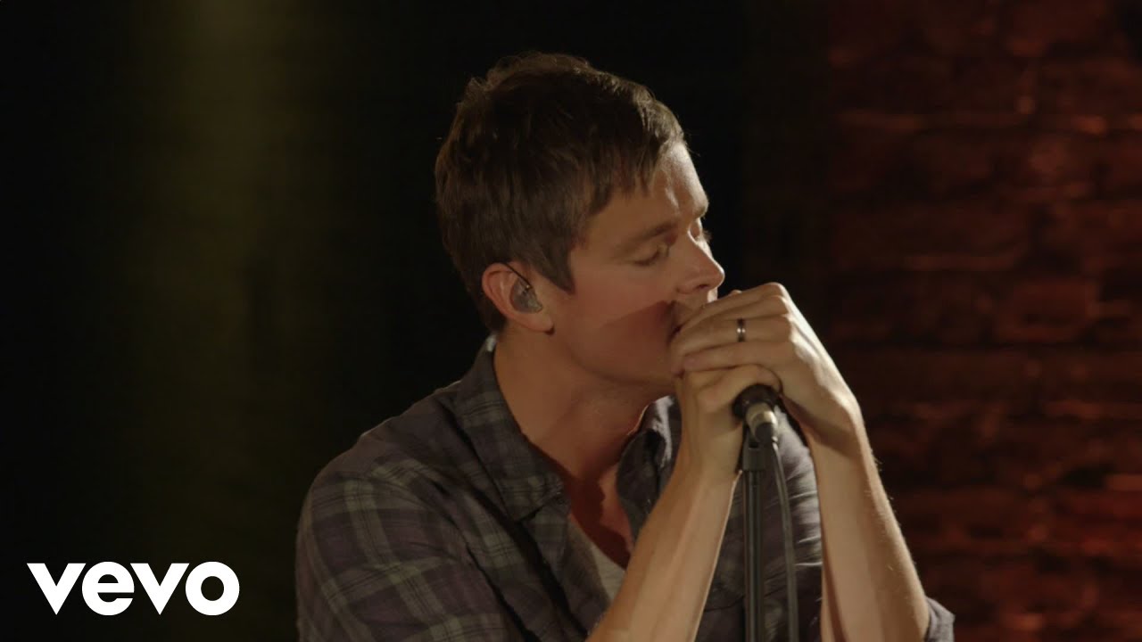 Keane - Somewhere Only We Know (Live At The Hub, Roundhouse Studios, London / 2013)