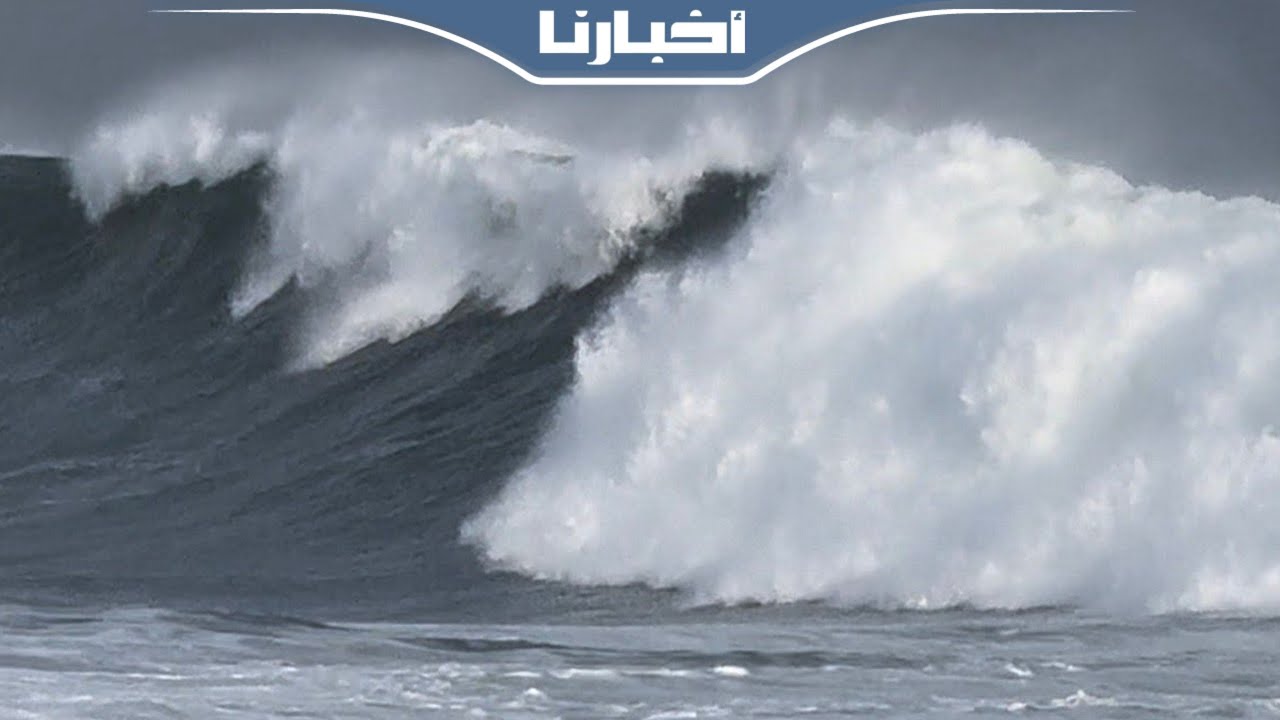 أمواج عاتية بشاطئ زناتة بعين السبع بالدار البيضاء