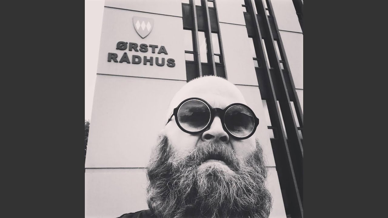 &Oslash;rsta r&aring;dhus