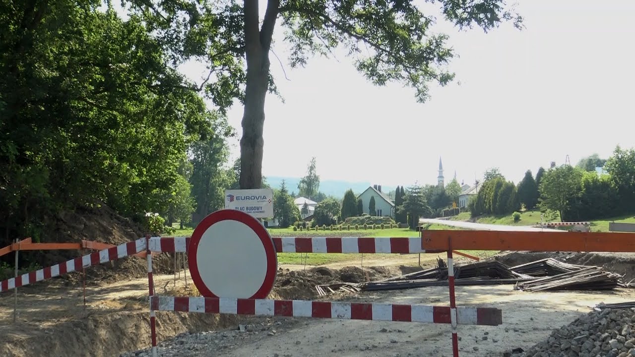 Kolejny etap budowy dw&oacute;ch powiatowych inwestycji
