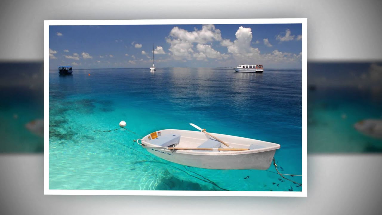 Colors & Sounds of deep blue of Aegean Greece