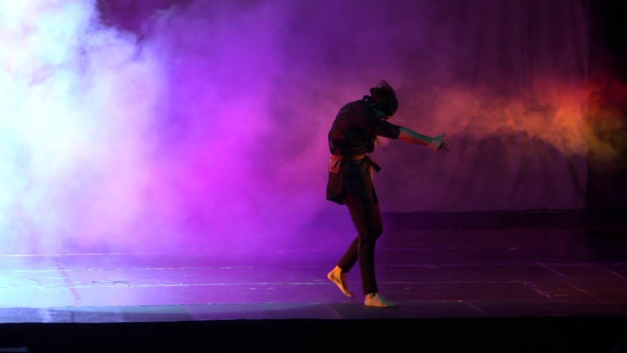 Coreografia di Modern Dance di Simone Nolasco