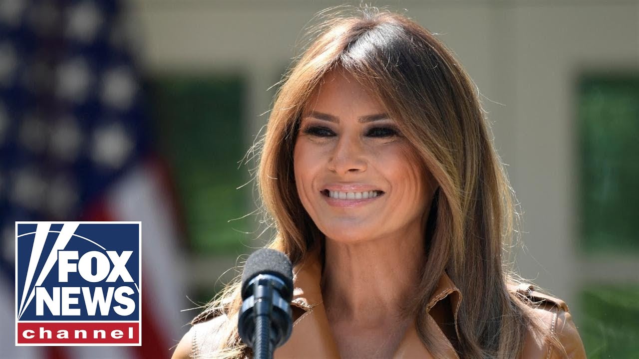 Melania Trump visits children at NIH for Valentine's Day
