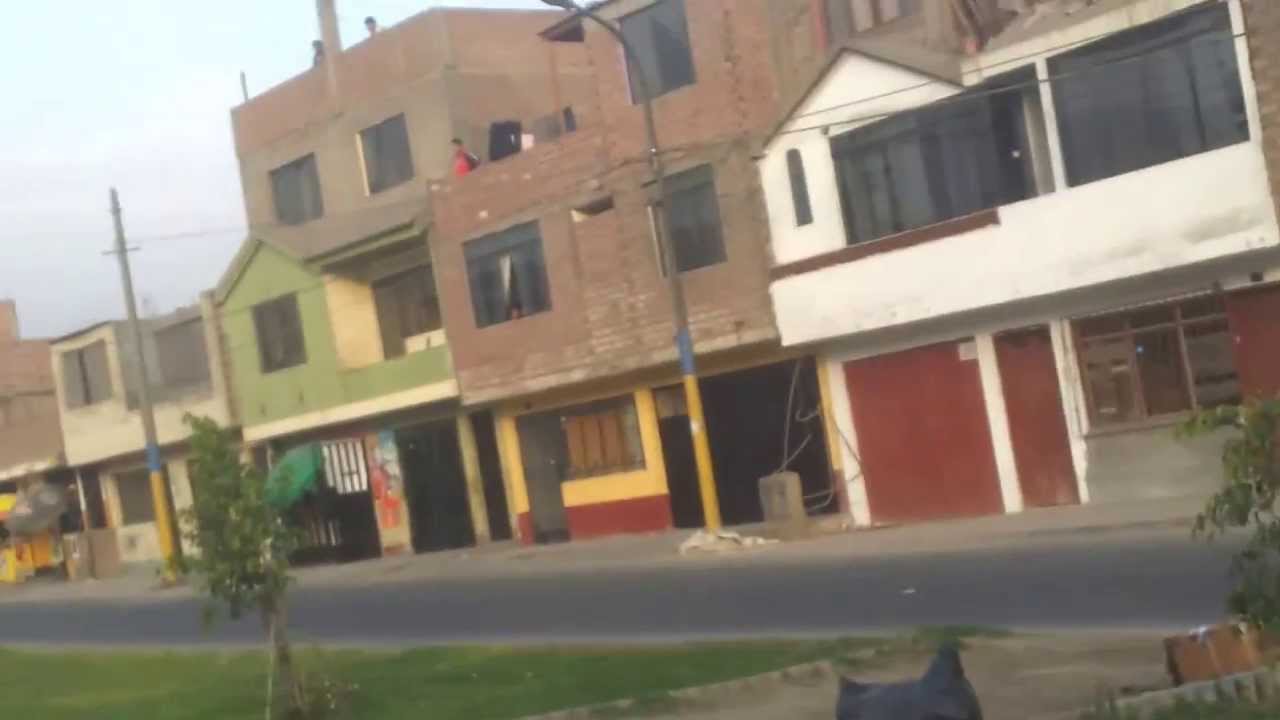 LOZ CHONGUEROS CORRETIANDO KAKAS
