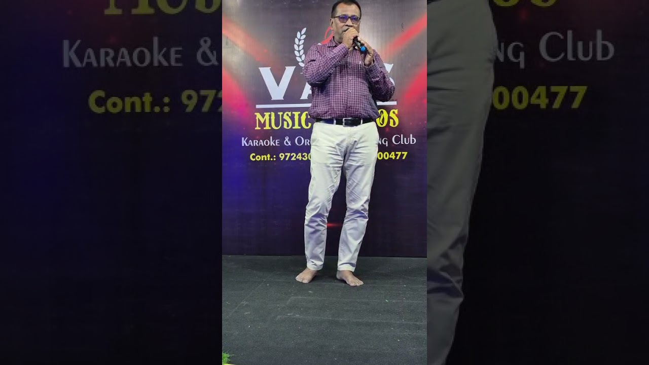 Performance at Vats Music studio. Vapi. 