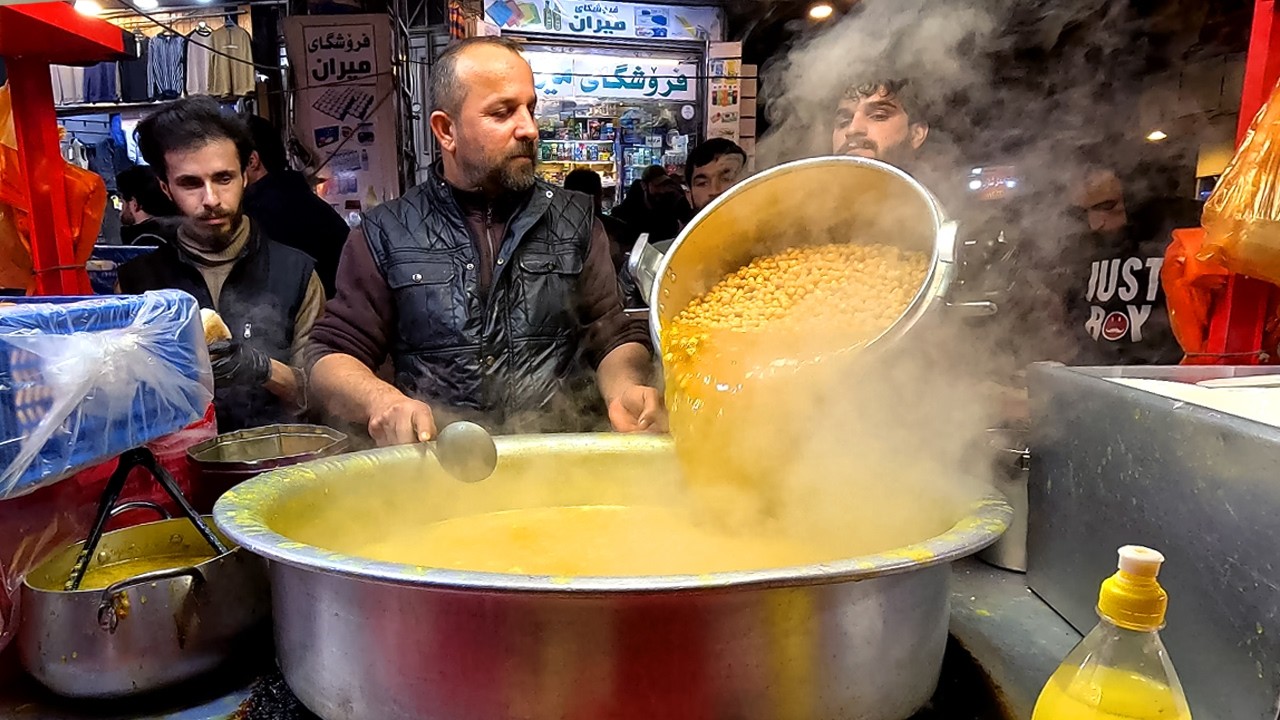 The Story of Kurdistan's Oldest Street Food Vendors - Iraq's BEST Night Tour