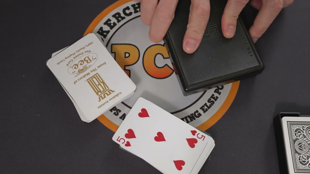 Долговечность и растрескивание поверхности карт Kem Card?