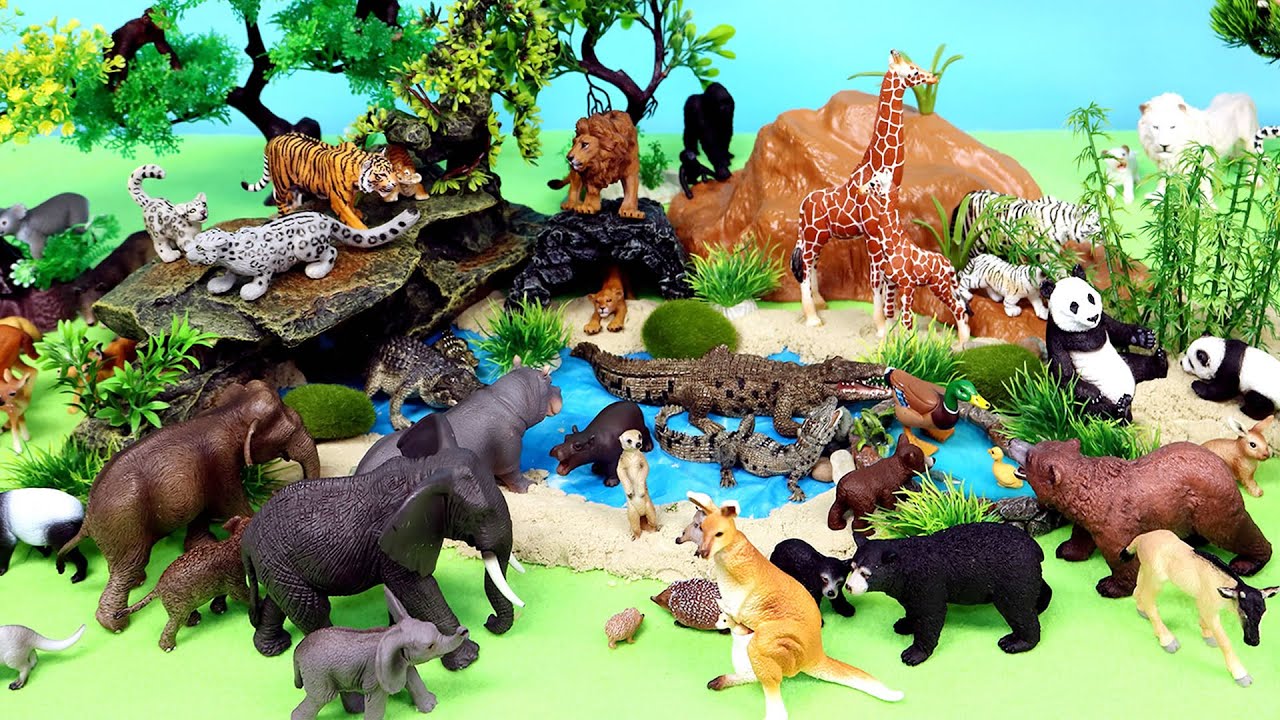 Exploring Small and Big Animals - Safari Animals and Dinosaur Toys For Kids