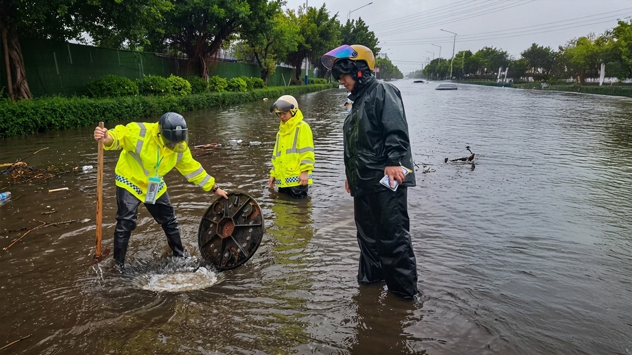 Lista kontrolna dotycząca udrażniania odpływ&oacute;w ulicznych - sekrety przed ich oczyszczeniem Nie przegap!