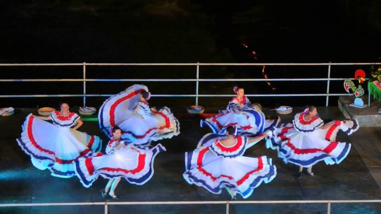 Costa Rican folk dance: El alboroto, Macarela, Juanas & Alegoría a la Bandera de Costa Rica