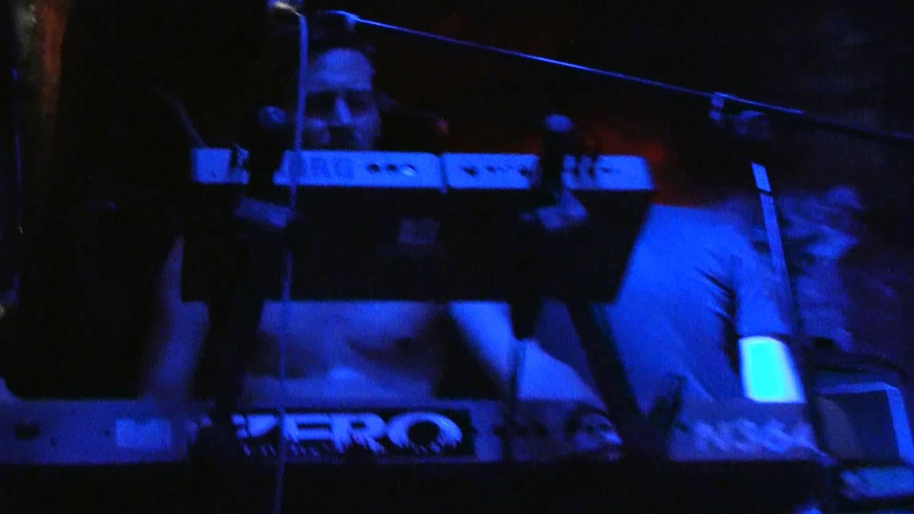 The Spook - Mantula [live with amazing Drum Solo by Vic Chains] - Freakshow, Essen