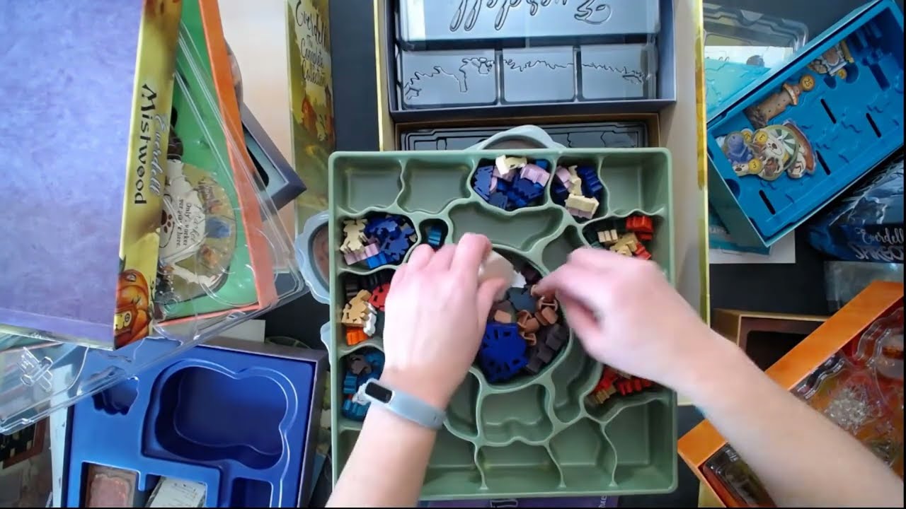 Unboxing Video - Everdell's Big Ol Box of Storage