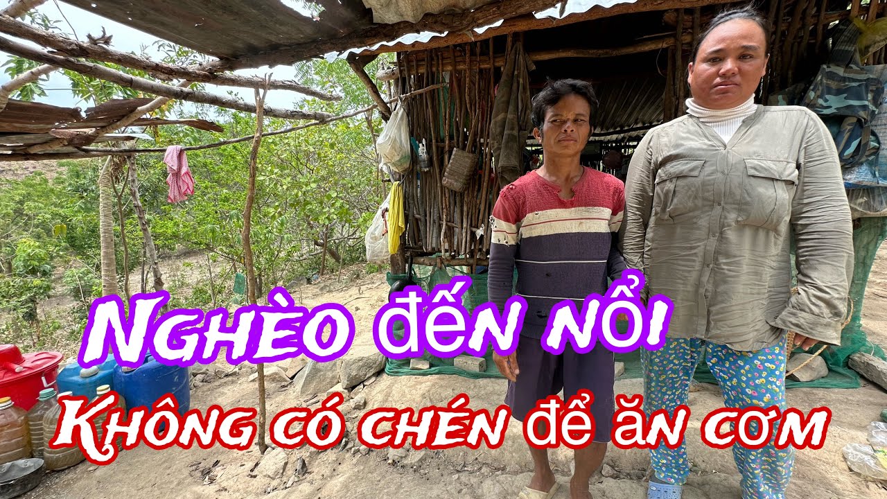 Khổ tận cùng..Đôi vợ chồng nghèo người đồng bào .sống núi rừng.nhặt phân bò kiếm sống qua ngày..!
