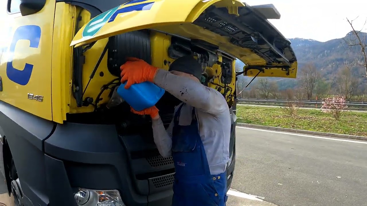 Wymiana sprzęgła na parkingu w Austrii