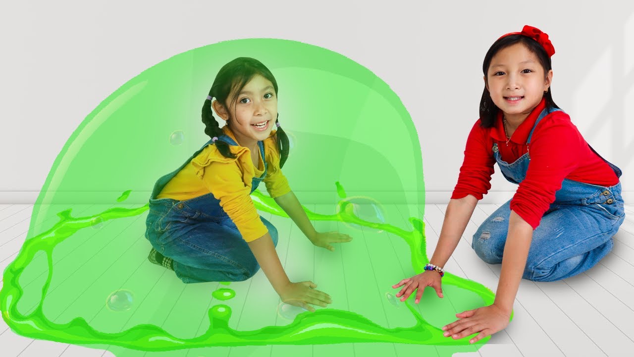 Wendy, Maddie, y Eva hacen el mejor slime arcoíris 🌈🤩