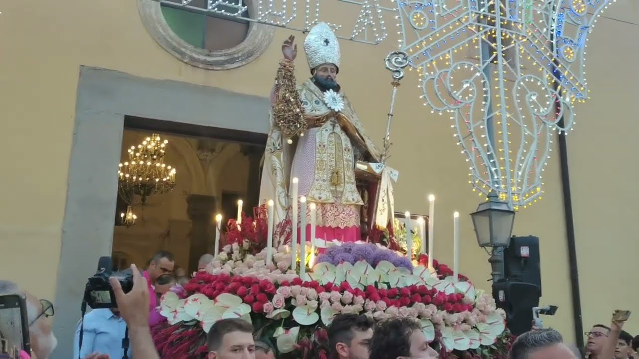 Gualtieri 27 Agosto 2023 Trionfale Uscita Processione San Nicola di Bari e Spettacolo FUOCHI TUMORE