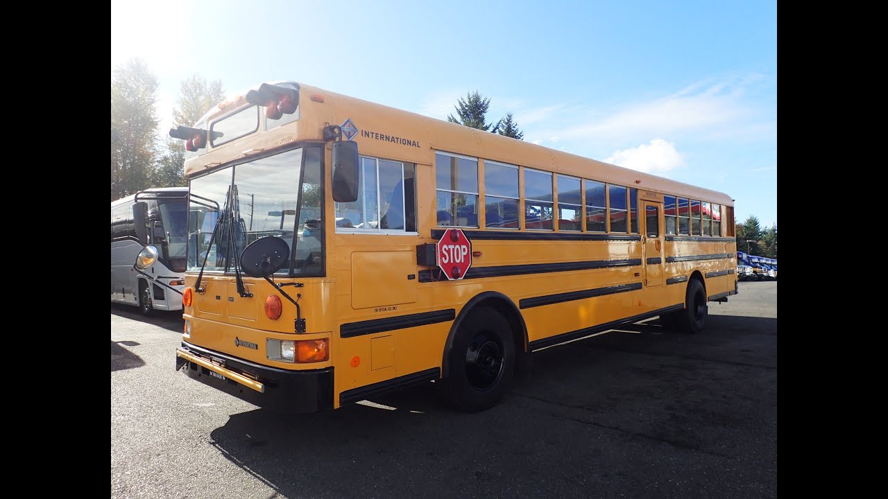 2001 International RE Series 48 Adults or 72 Kids School Bus - B16153