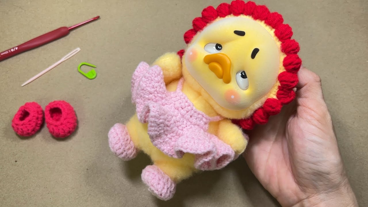 🐣How to crochet shoes for Upsetduck tutorial | ถักรองเท้าให้เป็ดหน้าบึ้ง